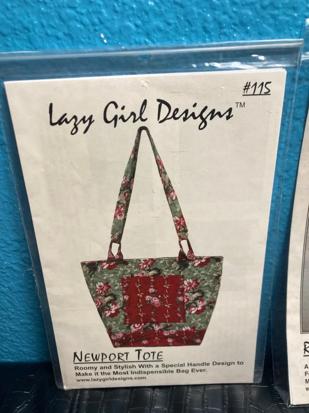 2 Lazy Girl‎ Designs Bag Patterns: Runaround Bag #111 and Newport Tote #115